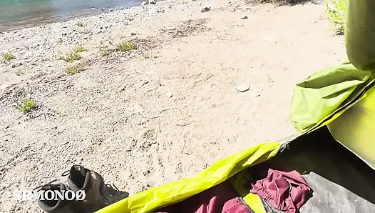 I meet girl in the woods and we end up fucking