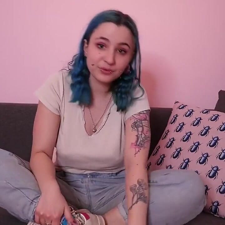 Tw 恋足癖羞辱统治我知道你并不坏，我的 Onlyfans 喜欢我甜美的脚...所以这里就是