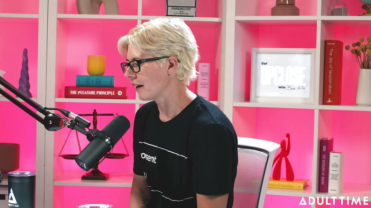 Kimmy Kimm Conquering Shame & Selling Used Panties  the Adult Time Podcast