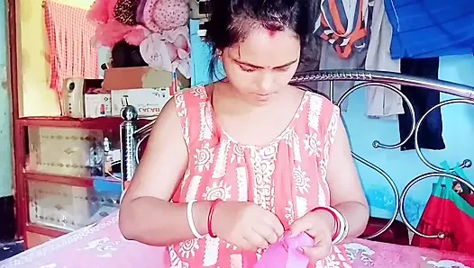 Komal's girlfriend sat on brother-in-law's clothes and started screaming, brother-in-law, you want to see your penis