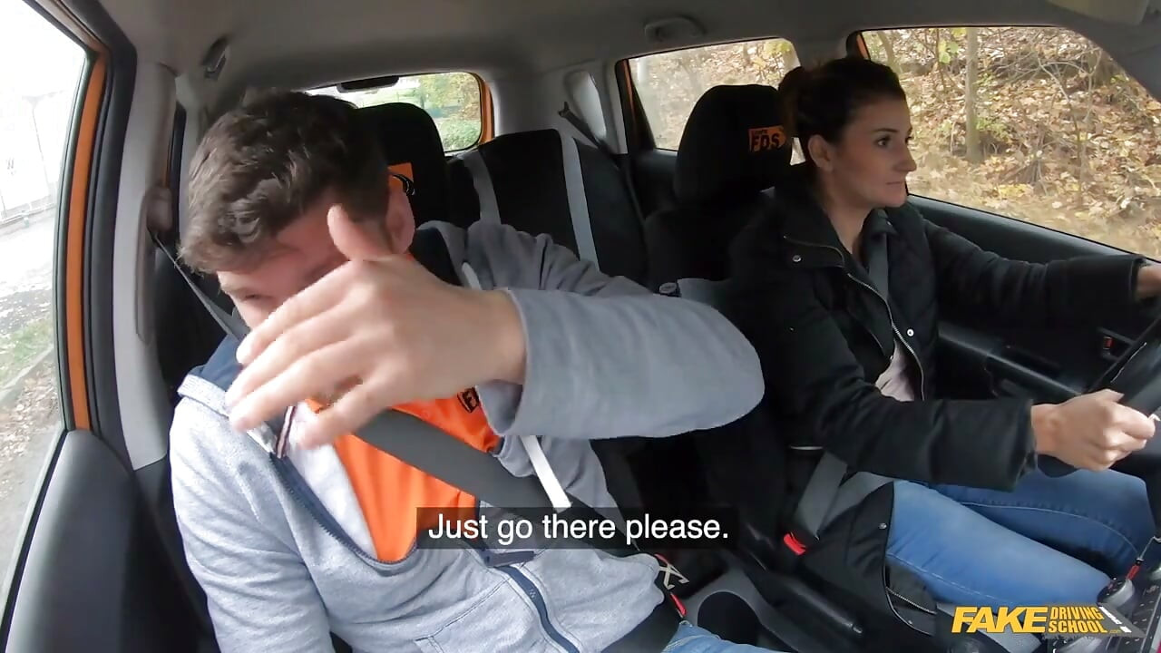 Falešná autoškola - výzva Sát ptáka živě Tictok