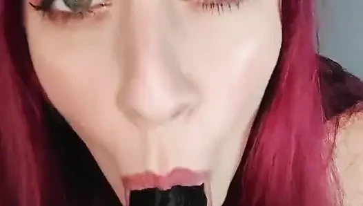 ShyyFxx Jeg Ydmyger Мин Орме-аньсатте Og Bruger Sexlegetj Til Sin Elsker!
