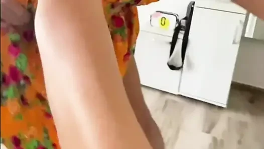 Sert dölleme sikişi - itaatkar genç kız mutfağında sikiliyor yoya grey