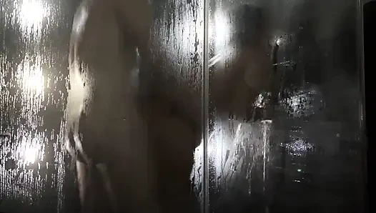 Minyon Esmerin Sabunlu Vajinasına Yarak Kaydı