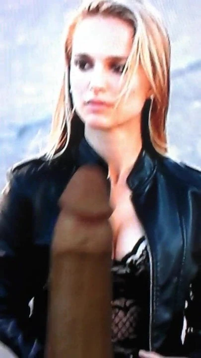 Natalie Portman cum tribute