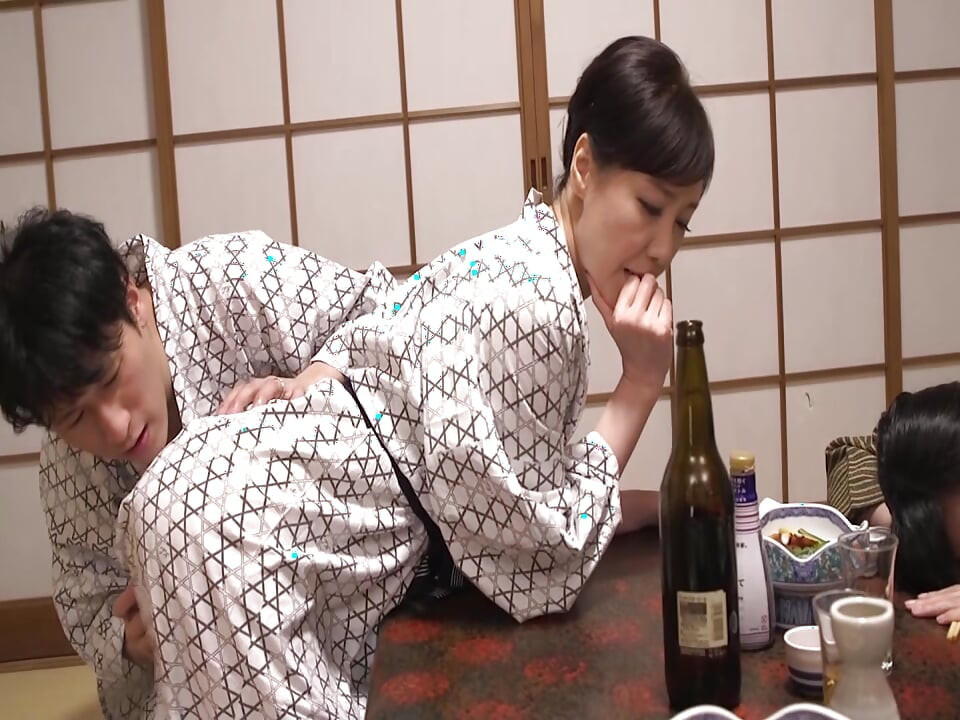 A061G06 Late-night open-air bath SEX with my son-in-law who is deceived by her mother-in-law's lust and drowns in forbidden lust!