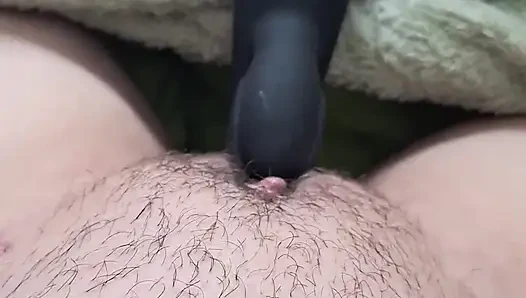 Tante seksi muasin itilnya pakai mainan seks sampai orgasme