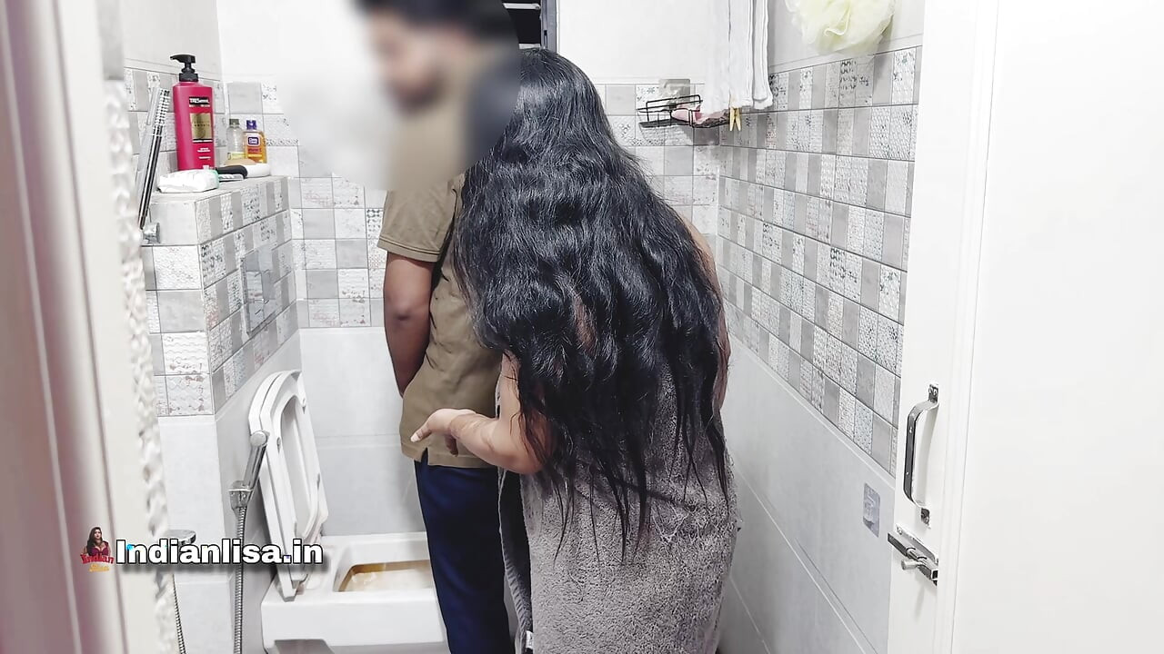 Stepson Saw His Stepmom Fucking with Strangers