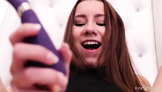 Sahibe maskesini düşür