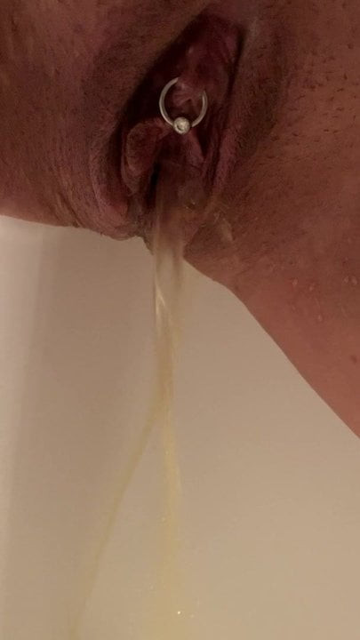 Pussy pissing