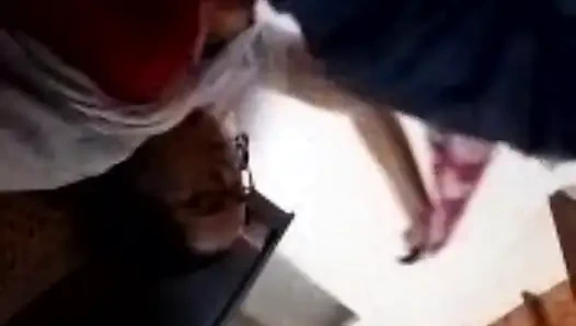 Masturbation vor meiner stiefmutter