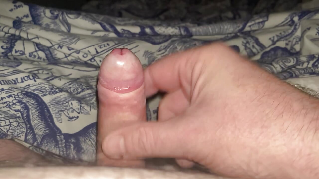 Bardzo mały kutas ręczna robota i wytryski