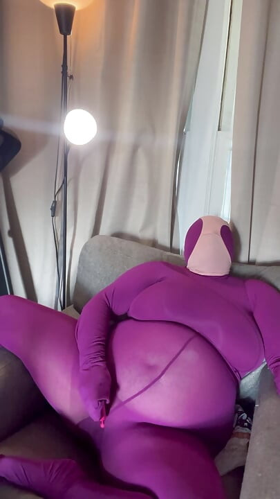 パンティフードに包み込まれたオーガズム