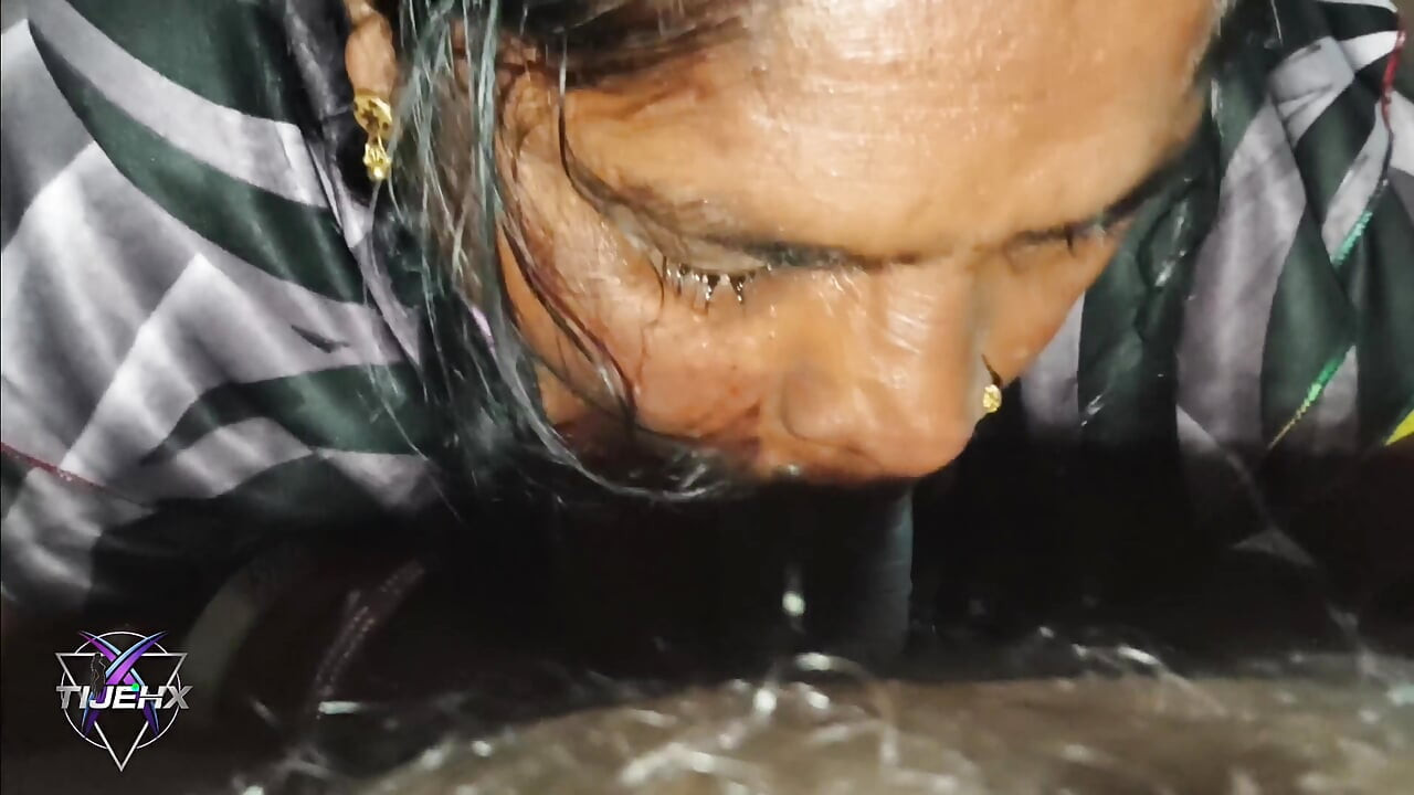 Gorąca Sangeeta Bhabhi Dmuchanie kutasa i połykanie mojej spermy