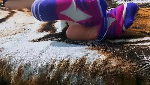 Russian feet Taking off the socks and showing the soles sex