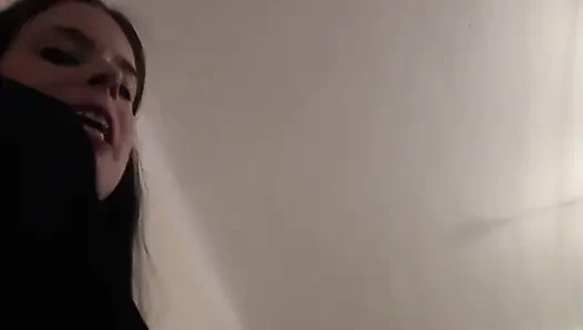 Pantat montok dewi gloris closeup