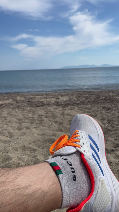 Sun. sand  sea  sock  shoe