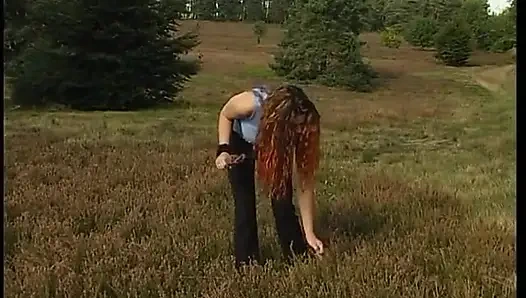 Brunette bitch masturbating before giving a blowjob