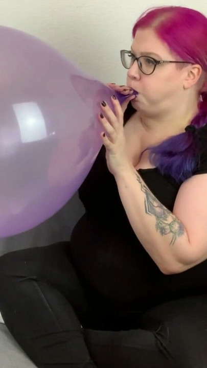 Looner Fetish: Big Balloon non pop | Clip 1