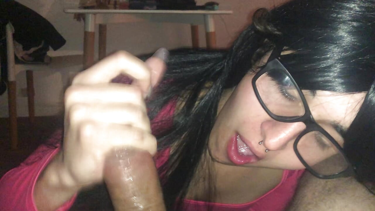 Amateur Crossdresser fucking and sucking big cock