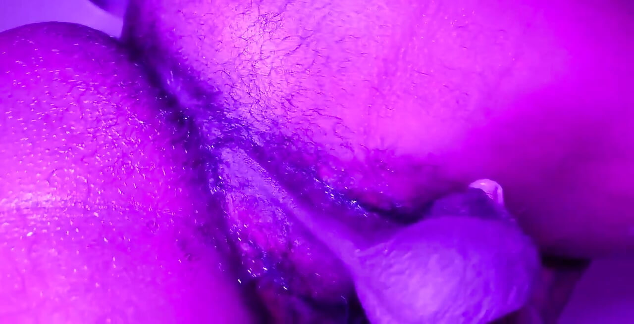 Asshole Worship Hallelujah Johnson (Sniff My Ass)