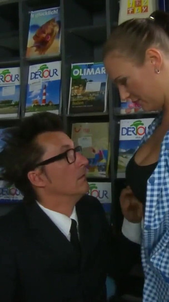 Powerful moment from "Hamburger Putzfrau im Reisebuero zum sex benutzt"