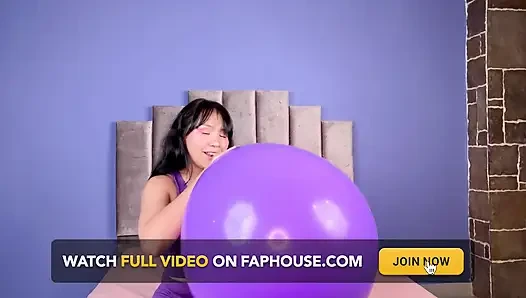 My Ass Vs Giant Ballon