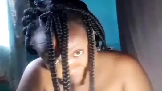 Шоу киски с большой черной задницей