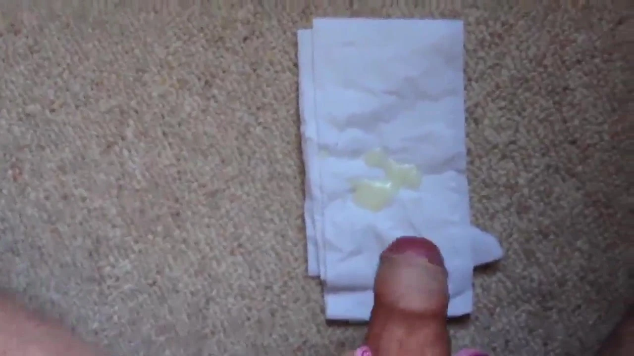 Ich wichse mit Slips meiner Schwaegerin (6)