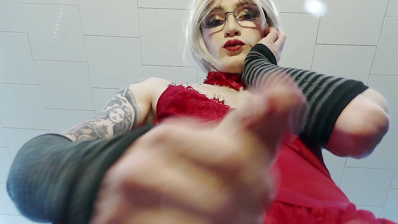czerwone koronkowe okulary femboy crawl dokuczać - światło ciała jebanie i POV spuści się na twarz