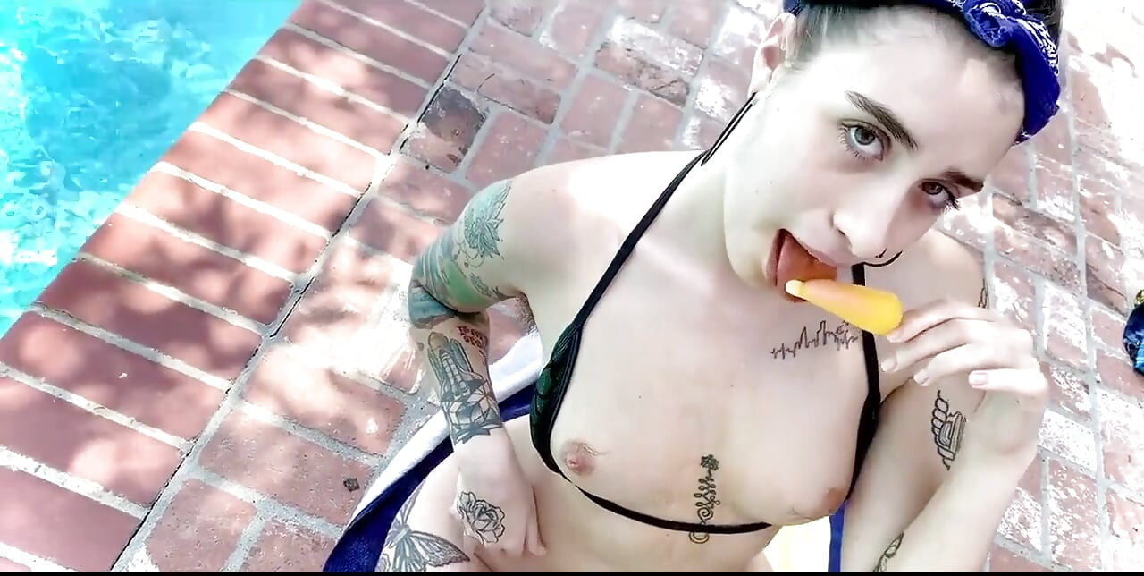 Bikini de vară sexy și păros
