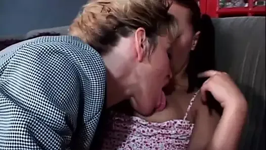Granny loves Pussy! (The unforgettable Porn Emotions in HD restyling version)
