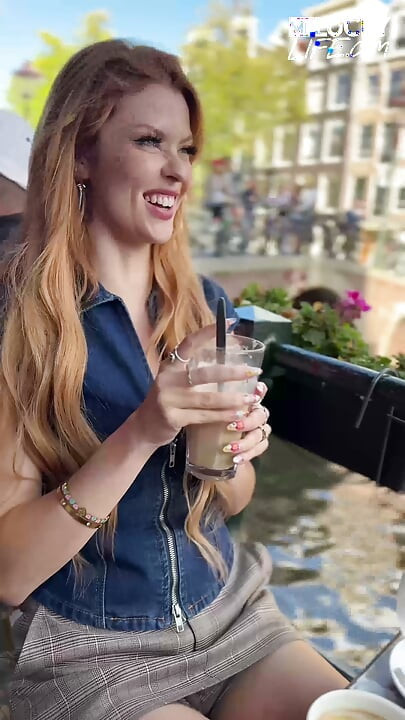 Întâlnirea romantică cu Elly Clutch devine sălbatică