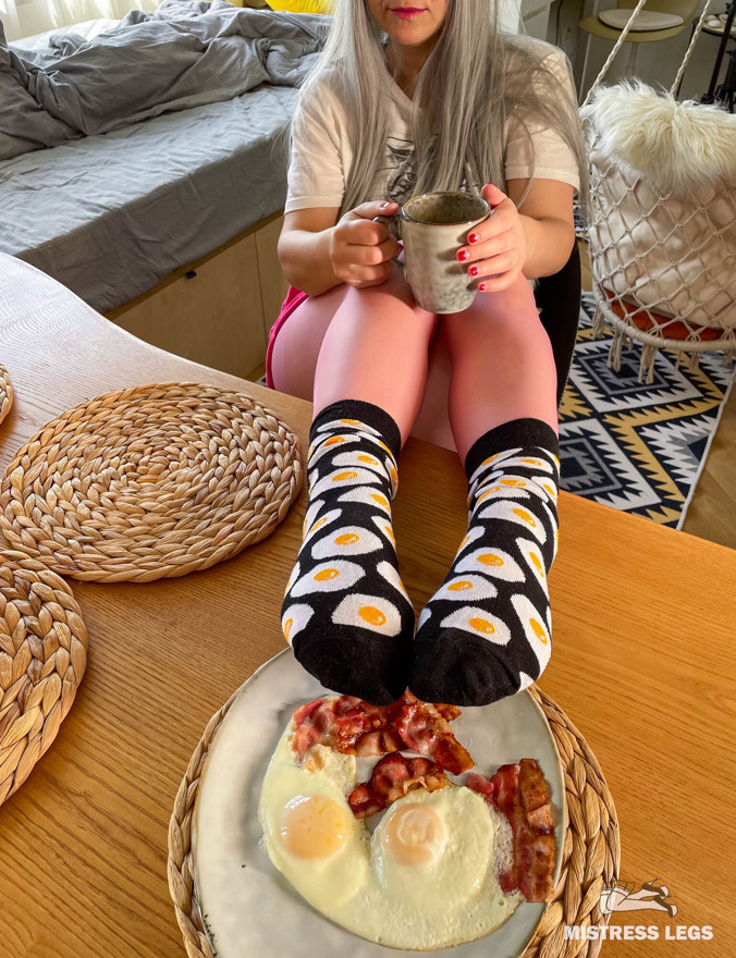 Your breakfast is ready and on the table, but I have a special aromatic ingredient for you. Bon appetit with my delicious feet!