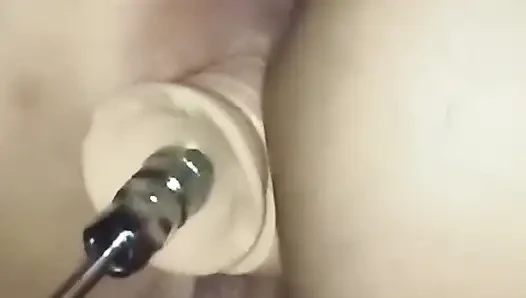 7 inçlik bir yarağın tadını çıkarıyor