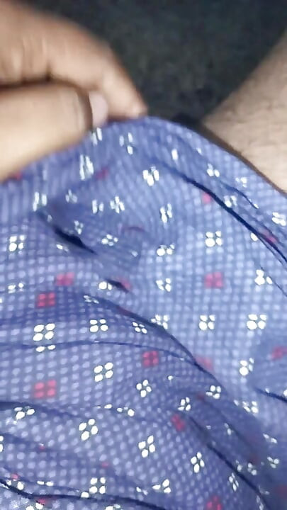 Desi Aunty with Pussy Hole Sucking Cream