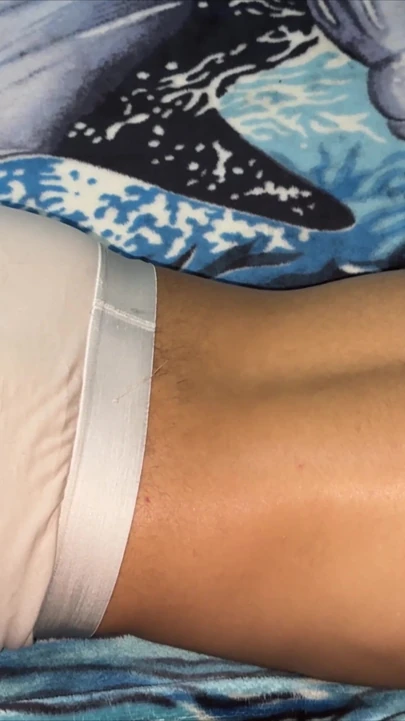 拉丁女郎提供非常完整的按摩.