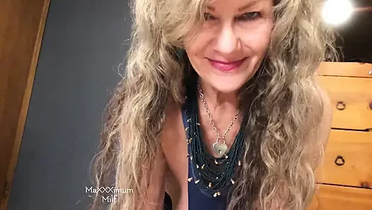 Stöhnende Oma, POV Schwanzlutschen, Cowgirl & Nahaufnahme Squirting!