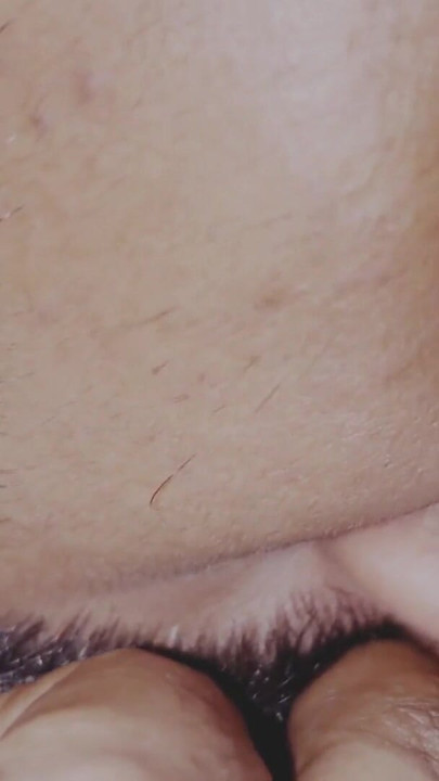 Kopfhörer benutzen, bhabi stöhnen | Clip 2