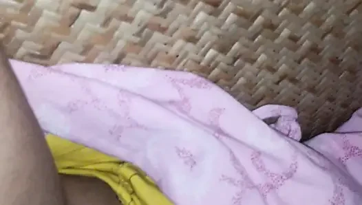 Porosi bhabi raat pe agiya chudai keliye