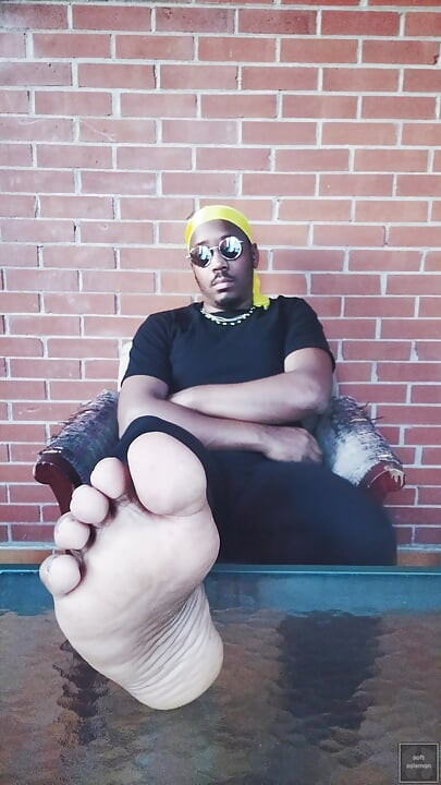 Moving male soles and toes (2026)