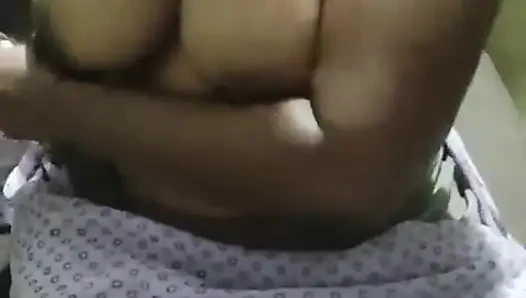Indian Tamil auntypussy fingering