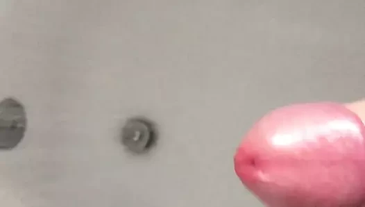 Guy jerk off on shower