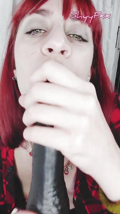 Shyyfxx Underdanig Fan Beder Hendes Idol Om En Beskidt slimet Pik, Der Suger WICHsanleitung