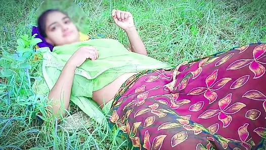 Virgin 18+ Indian desi village ladki ki chut ka seal faad diya, jungle me chut chodi (Hindi Indian sex), hindi mms xxx video