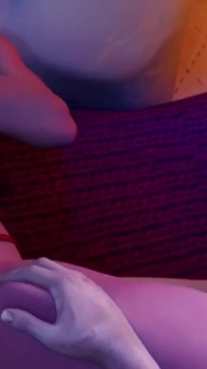 membenarkan bermain permainan lucah | Klip 1