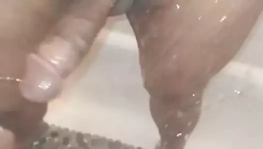 Ağır çekim çük yıkama