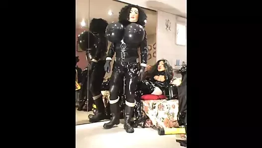 Roxina SuperHotRubberDoll X