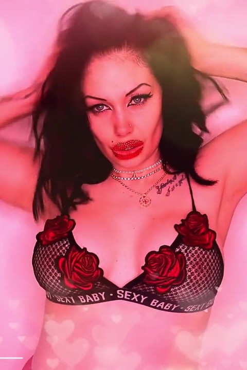 Worship my crystal lips! JOI