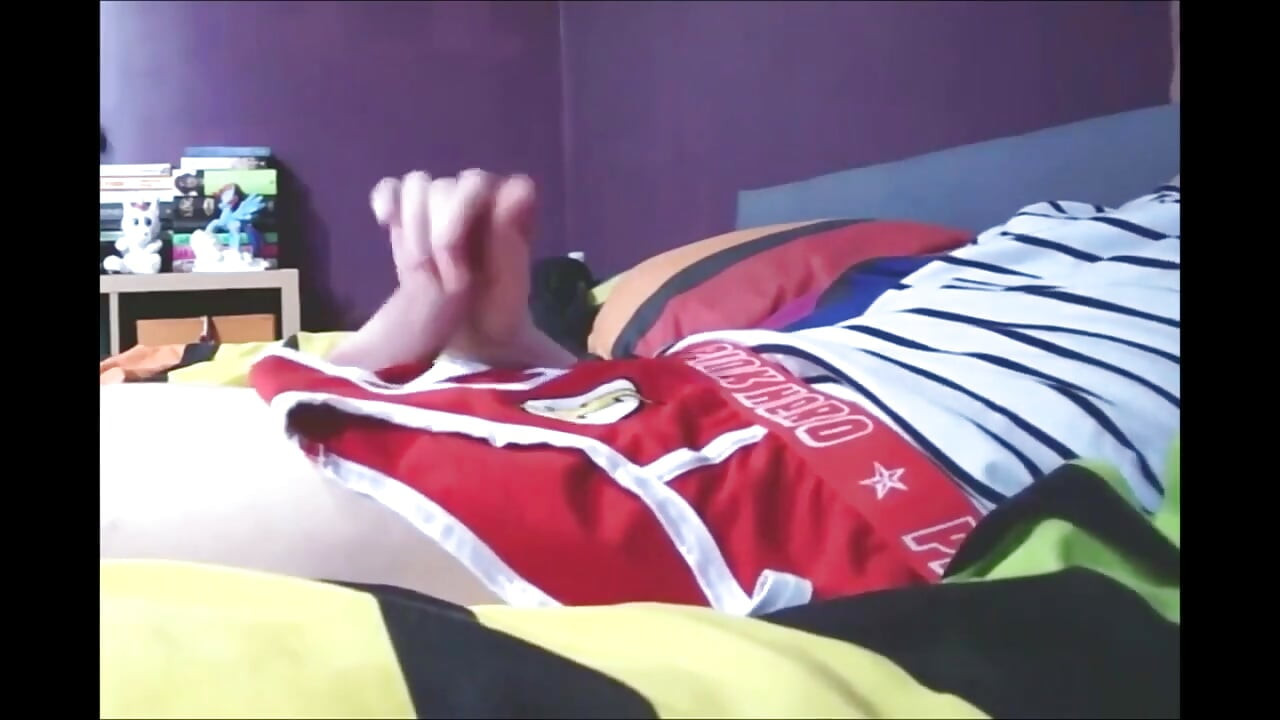 Sammy Andrews szuperhős fehérneműben élvez